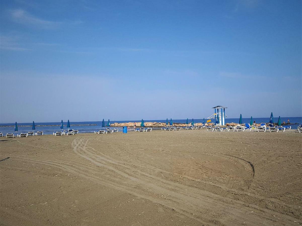 Easystay Two Bedroom Apartment Lárnaka Kültér fotó